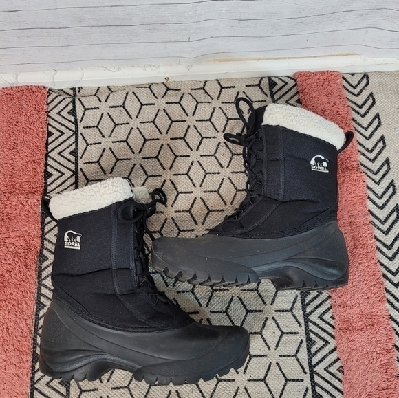 SOREL CUMBERLAND BOOTS IN BLACK, SZ 8 - Picture 9 of 16